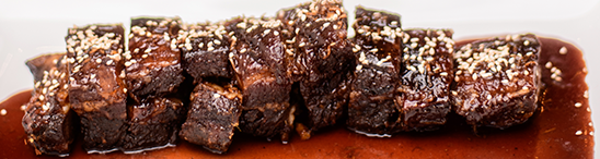 Costillar de res glaseado