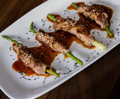 Rollitos De Envueltos En Came De Res