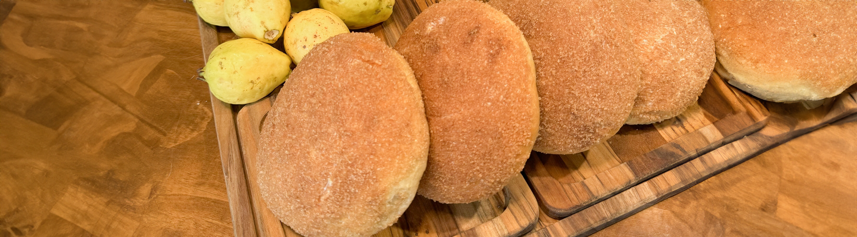 Berlinesas rellenas de guayaba
