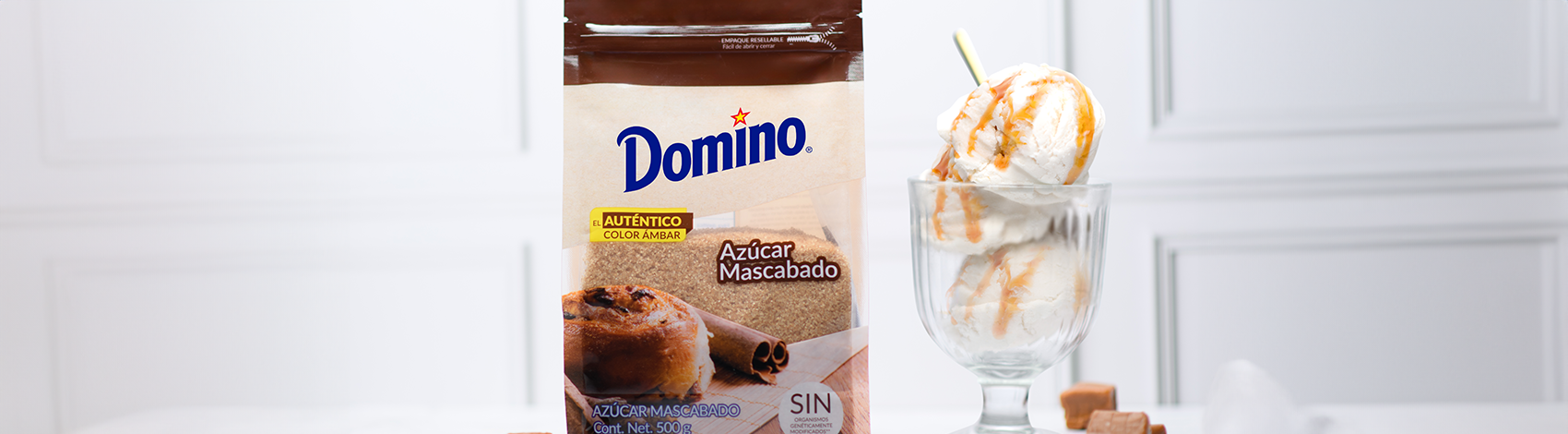 Helado de vainilla y caramelo salado
