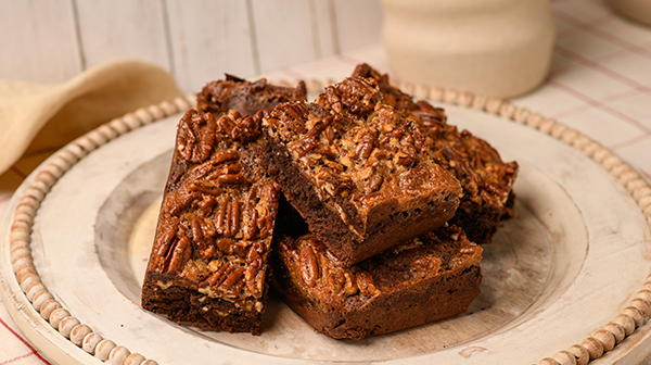 Brownies con garapiñado de nuez