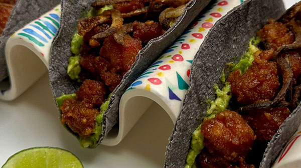 Tacos de chicharrón de atún