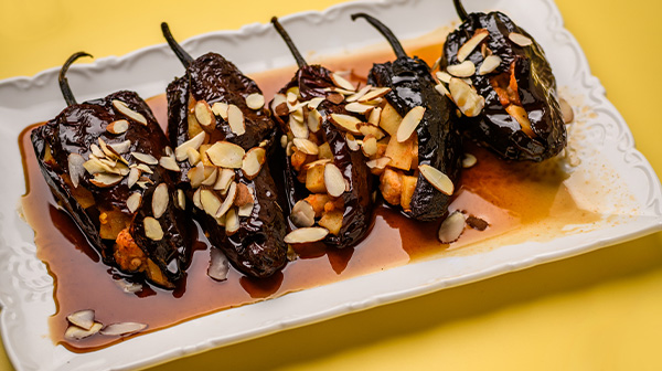 Chiles rellenos de camarón