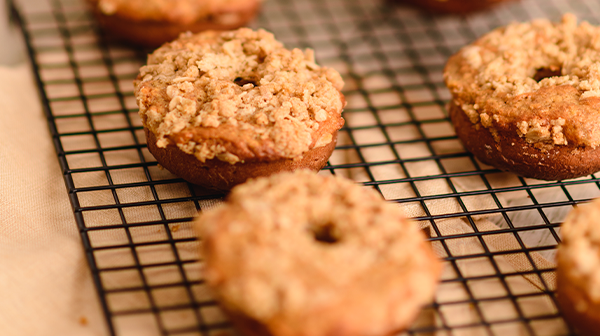 Donas de manzana y canela