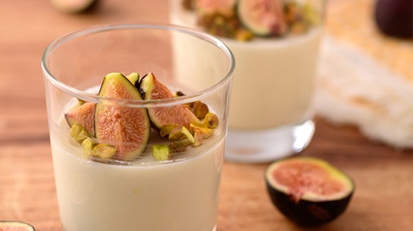 Panna cotta de queso de cabra e higos
