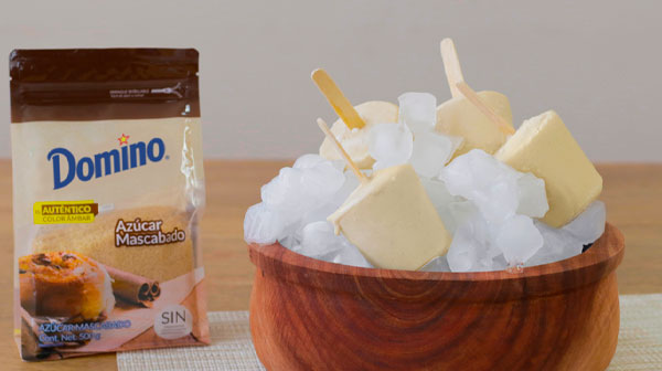 Congeladas de rompope y ron