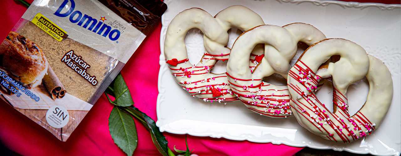 Galletas en forma de corazón de pretzel