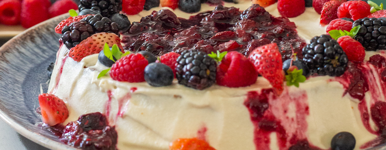 Panqué de Frutos del Bosque Con Glaseado de Queso Crema - comparación