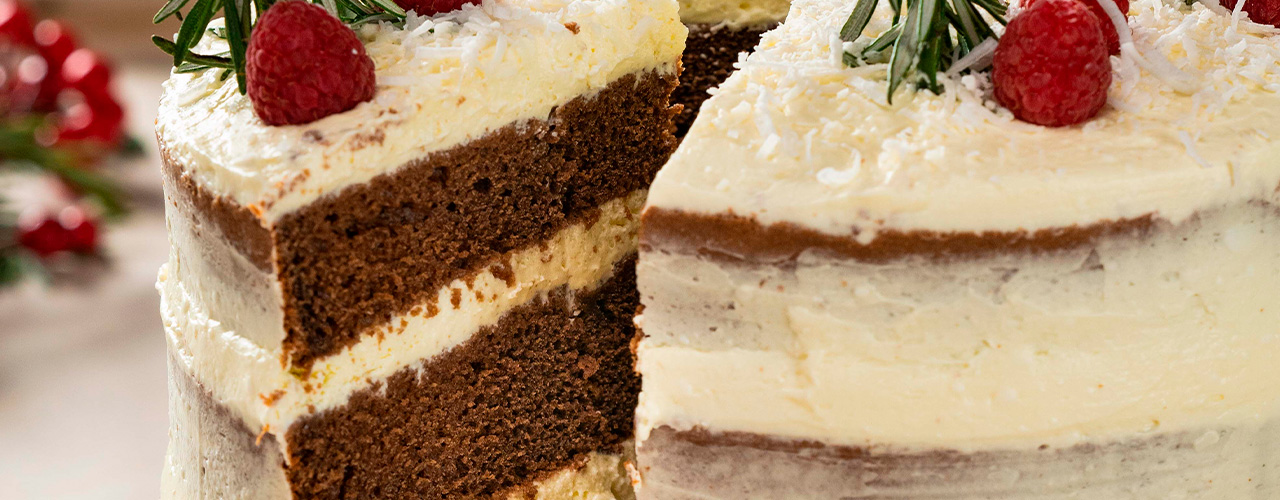 Pastel de Chocolate Navideño en Licuadora - comparación