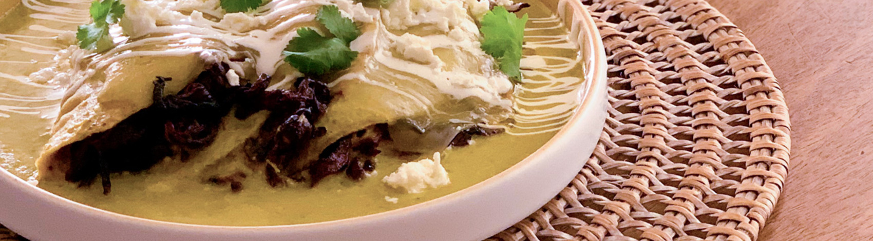 Enchiladas de Jamaica estilo suizas - comparación